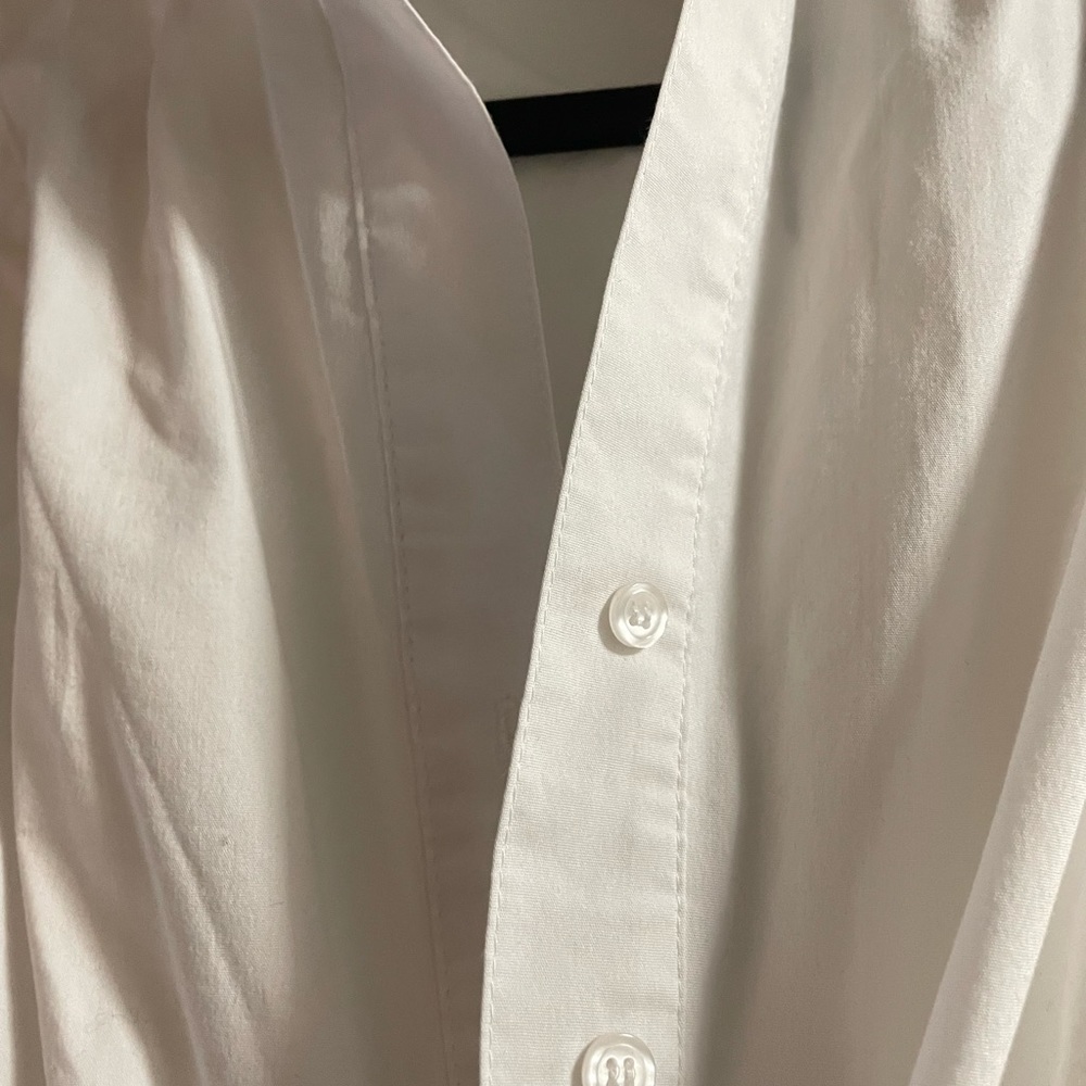 Tahiri sleeveless button down - Picture 2 of 5